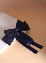 Load image into Gallery viewer, Hair bows 😍 🎀