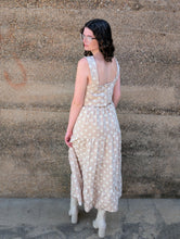 Load image into Gallery viewer, Daisy