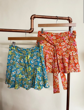 Load image into Gallery viewer, Orange Floral Skort
