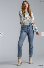 Load image into Gallery viewer, Classic Denim Jeans