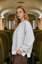 Load image into Gallery viewer, Quilted Vertical Sweatshirt

