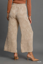 Load image into Gallery viewer, Floral Wide Leg Pant
