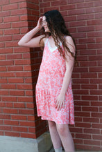 Load image into Gallery viewer, Coral Disty Dress
