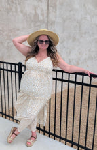 Load image into Gallery viewer, Fantastic Straw Hat
