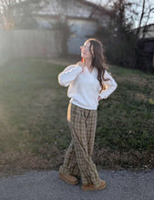 Load image into Gallery viewer, Collared Sweater
