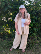 Load image into Gallery viewer, Floral Wide Leg Pant

