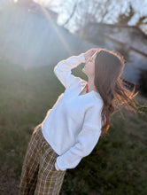 Load image into Gallery viewer, Collared Sweater
