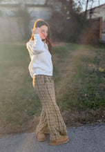 Load image into Gallery viewer, Collared Sweater
