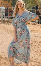 Load image into Gallery viewer, Cloey Maxi

