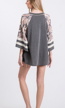 Load image into Gallery viewer, Camo Detail Shirt
