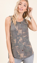 Load image into Gallery viewer, Camo Tank
