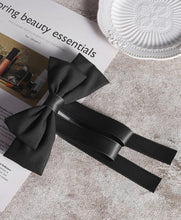 Load image into Gallery viewer, Hair bows 😍 🎀
