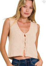 Load image into Gallery viewer, Hook &amp; Eye Vest
