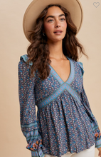 Load image into Gallery viewer, Lexi Top
