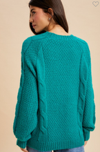 Load image into Gallery viewer, Emerald Cable Knit
