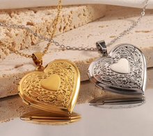 Load image into Gallery viewer, Lockets
