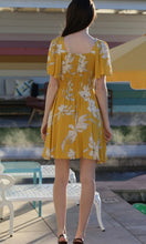 Load image into Gallery viewer, Sleeved Front Twist Dress
