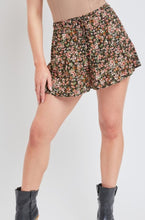 Load image into Gallery viewer, Floral Flounce Short
