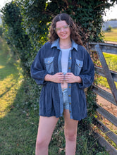 Load image into Gallery viewer, Corduroy Shacket
