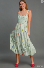Load image into Gallery viewer, Wildflower Midi Dress (2 color options)
