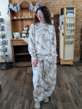 Load image into Gallery viewer, Camo Sweatshirt
