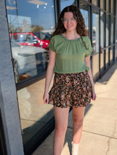 Load image into Gallery viewer, Floral Flounce Short
