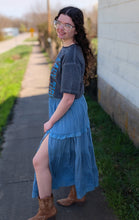 Load image into Gallery viewer, Front Slit Skirt (2 colors)
