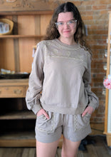 Load image into Gallery viewer, Embroidered Set
