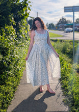 Load image into Gallery viewer, Black Dainty Floral Dress
