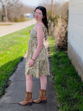 Load image into Gallery viewer, Smocked Floral Dress
