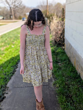 Load image into Gallery viewer, Smocked Floral Dress
