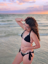 Load image into Gallery viewer, Seashell Bikini
