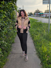 Load image into Gallery viewer, Taupe Puffer Vest
