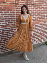Load image into Gallery viewer, Marigold
