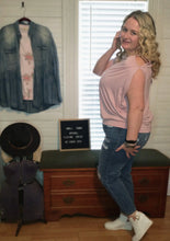 Load image into Gallery viewer, Sleeveless Doleman Top
